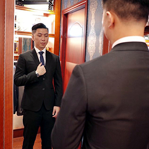 ��ɫ��������