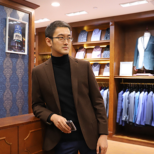 LESSMORE��ʼ�˼�CEOͬ���