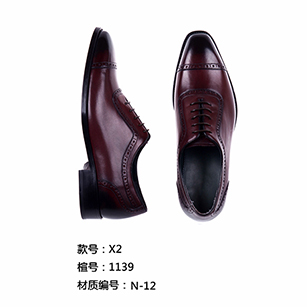 ��ɫ�����ƤЬ����