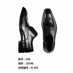 ��ɫ��(j��ng)���ƤЬ